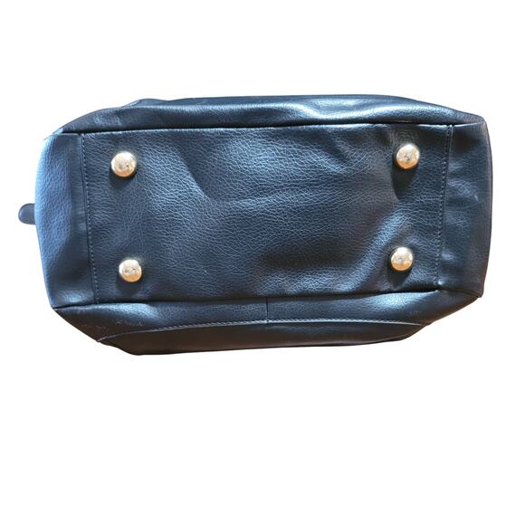 Loungefly Hello Kitty Black Quilted Purse - Picture 7 of 16